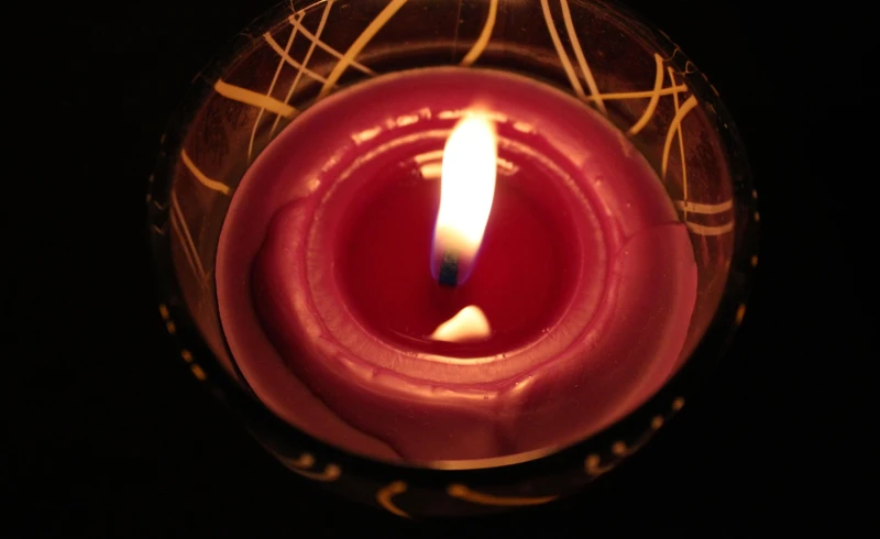 alicja-a-candle-2909390_1920 alicja-a-candle-2909390_1920