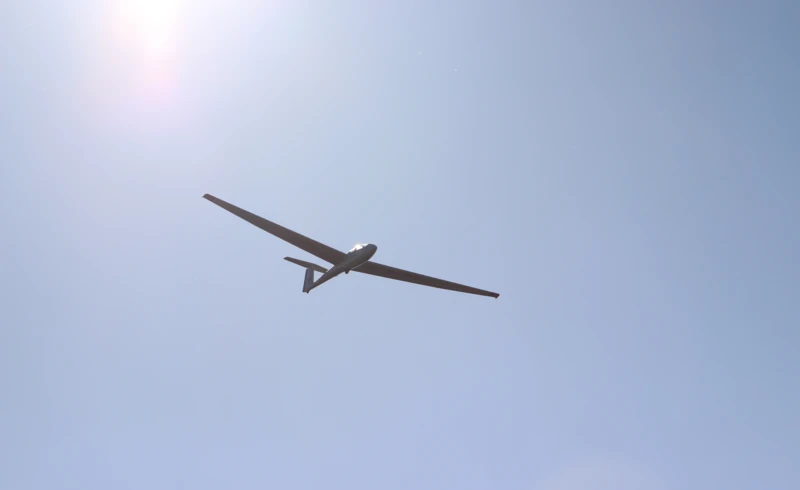 theotherkev-glider-3792674 theotherkev-glider-3792674