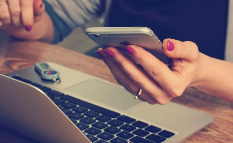 698a0979565e8-060815670771 698a0979565e8-060815670771