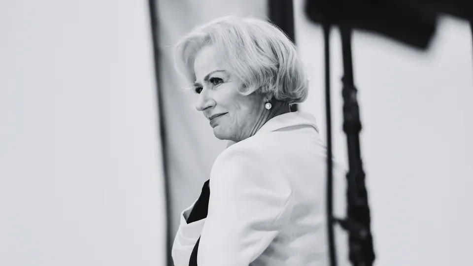 698eced662432-43c64f3a71e6 698eced662432-43c64f3a71e6