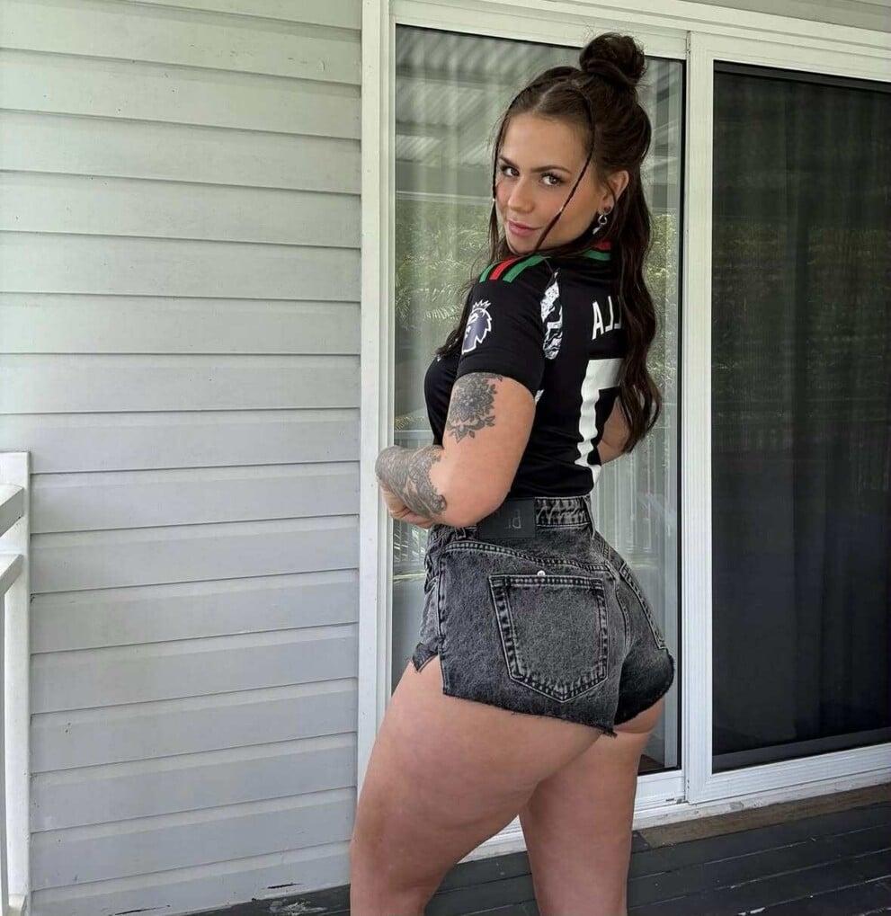 999eda05-eccf-4fb8-abe1-f8aab951cf1c 999eda05-eccf-4fb8-abe1-f8aab951cf1c